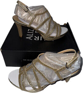 Naturalizer Women's Baylor Strappy High HeelSandal 9.5 Wide no box